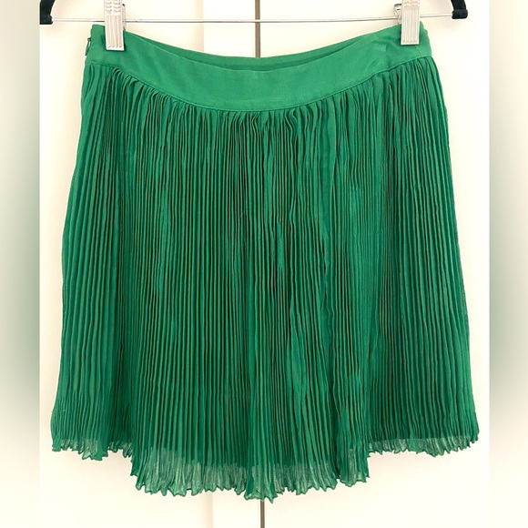 Club Monaco green pleated skirt size 0 - Picture 2 of 2